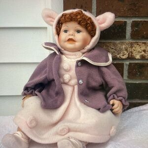 Queens Mint doll